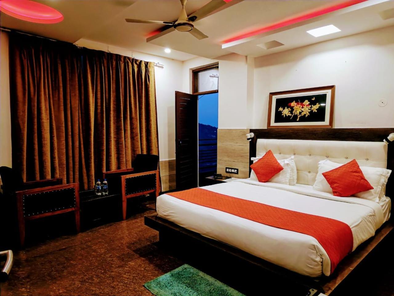 King Castle Mcleodganj-Centrally Heated And Air Cooled- Near Mall Road - Free Parking Dharamshala Exterior foto