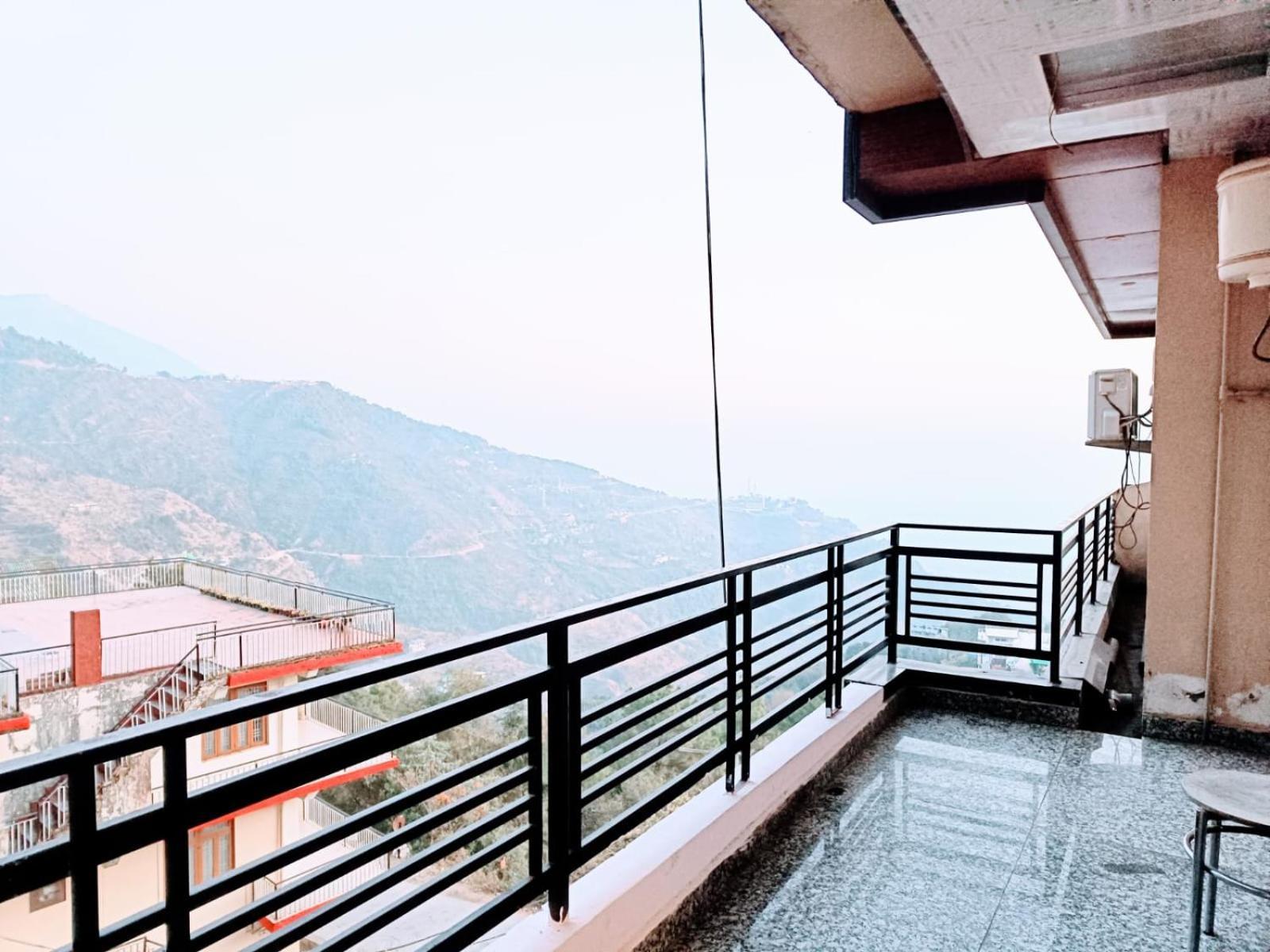 King Castle Mcleodganj-Centrally Heated And Air Cooled- Near Mall Road - Free Parking Dharamshala Exterior foto