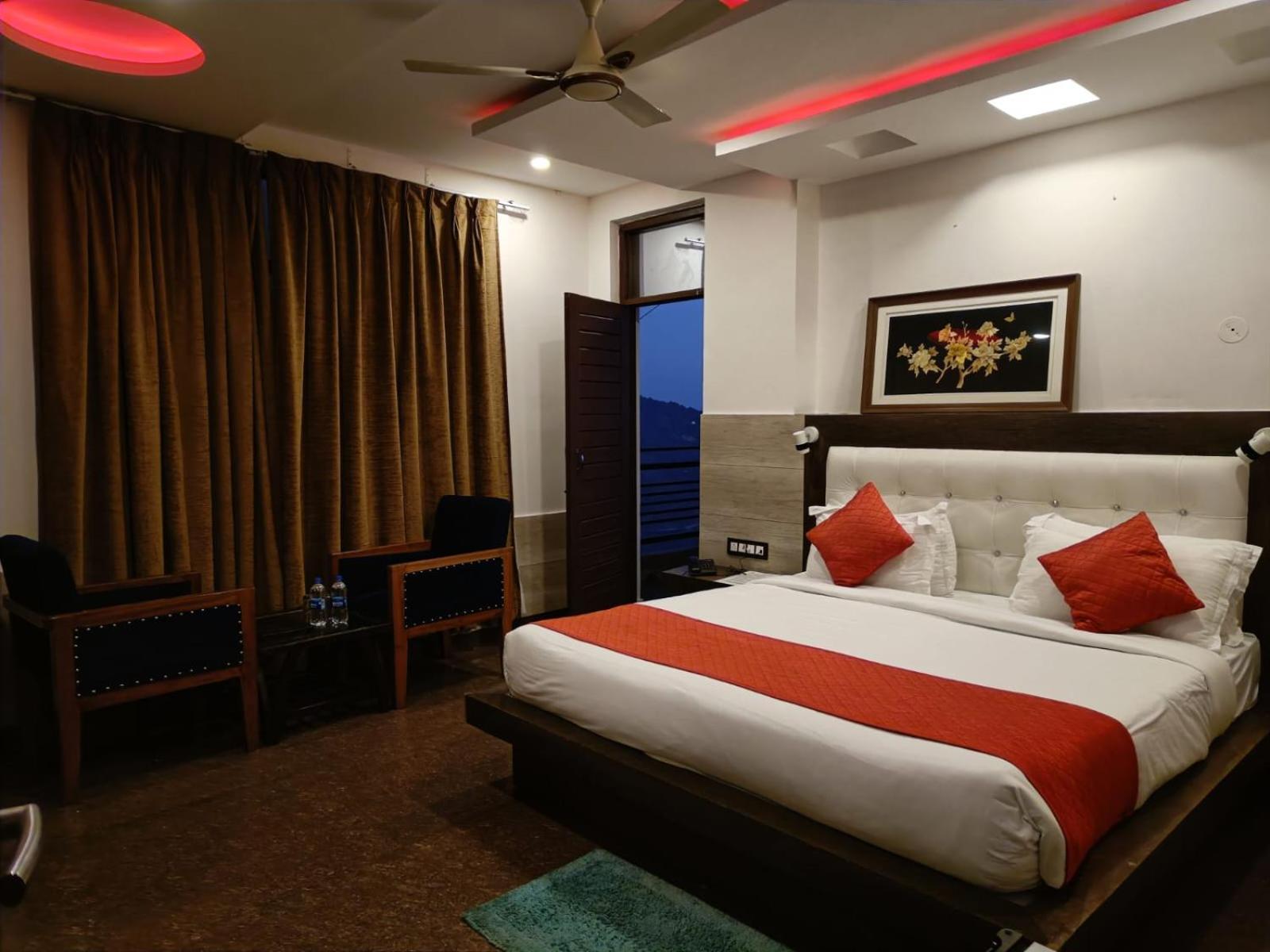 King Castle Mcleodganj-Centrally Heated And Air Cooled- Near Mall Road - Free Parking Dharamshala Exterior foto