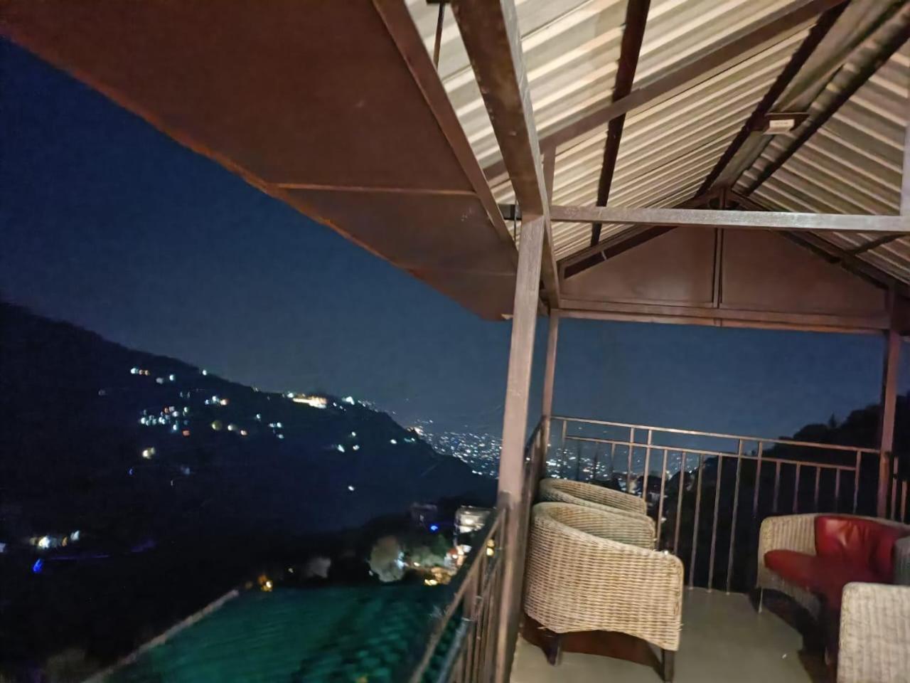 King Castle Mcleodganj-Centrally Heated And Air Cooled- Near Mall Road - Free Parking Dharamshala Exterior foto